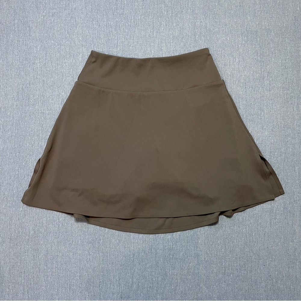 Uniqlo AIRism Soft Skort Size XS in Beige